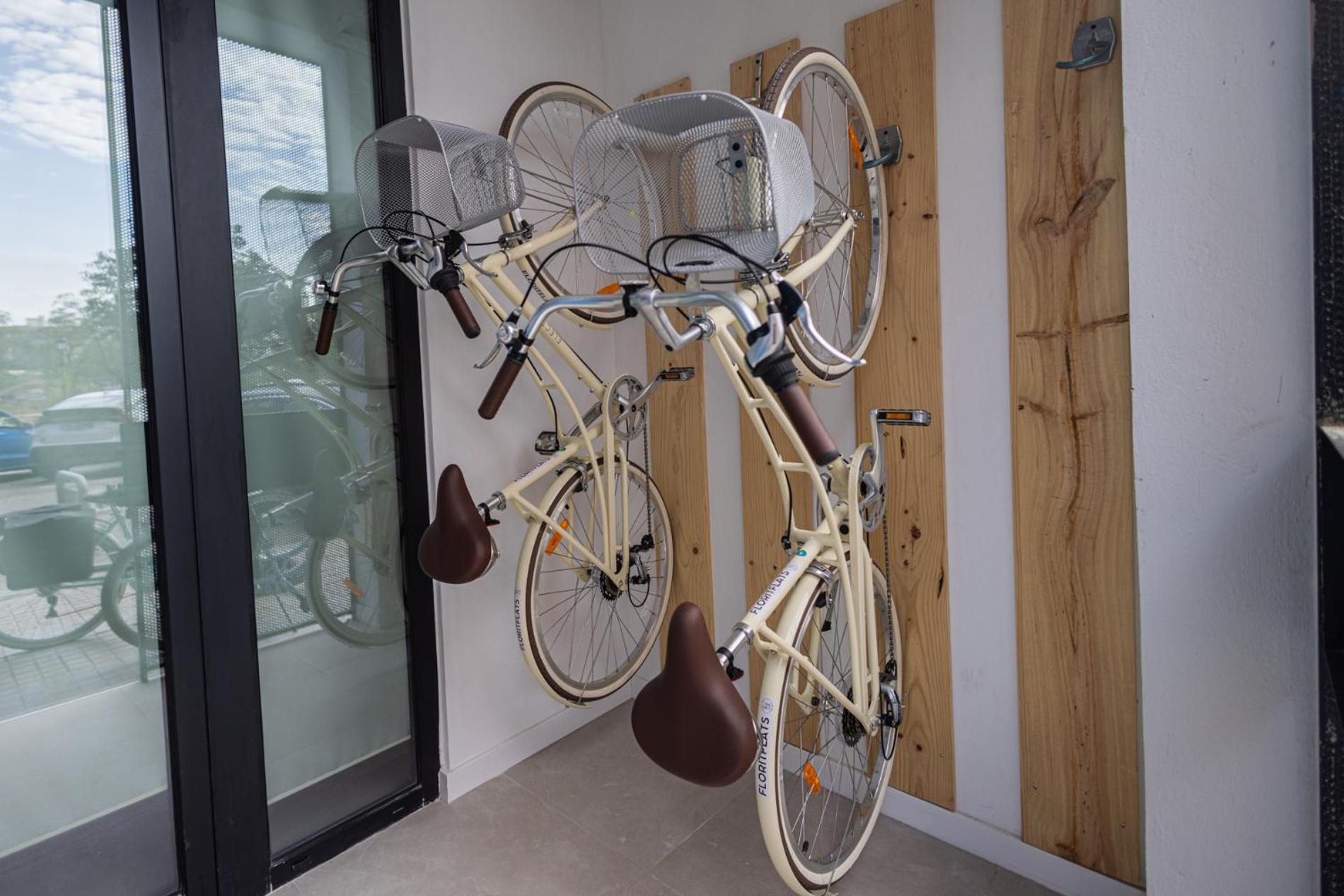 Florit Flats - The Joaquin Sorolla Apartments With Bicycles バレンシア エクステリア 写真